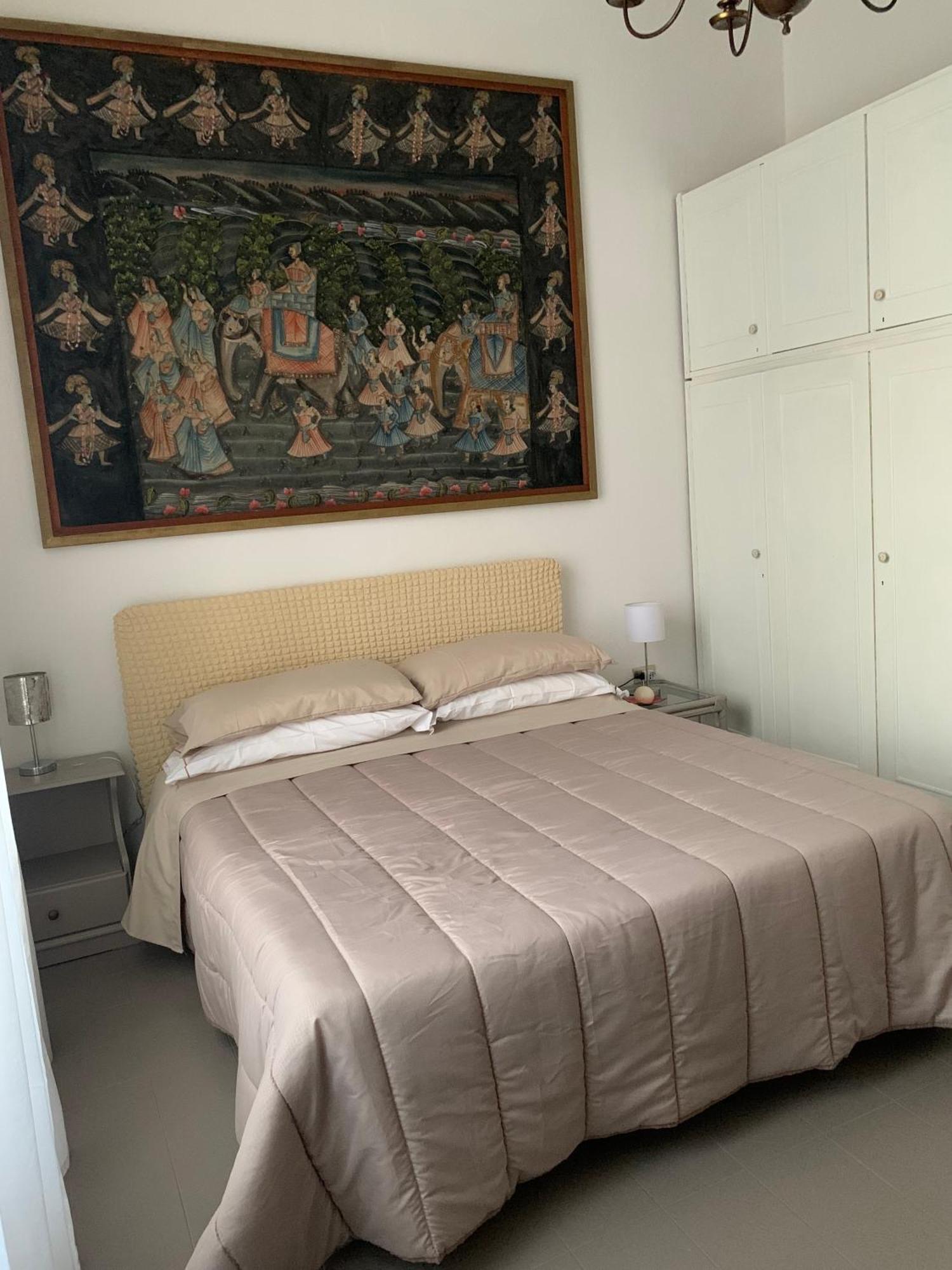 Guest House A Due Passi Olbia Exteriör bild